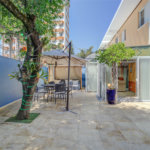 Casa à venda com 3 quartos, sendo 1 suíte, no condomínio Flora Park, São Paulo - SP
