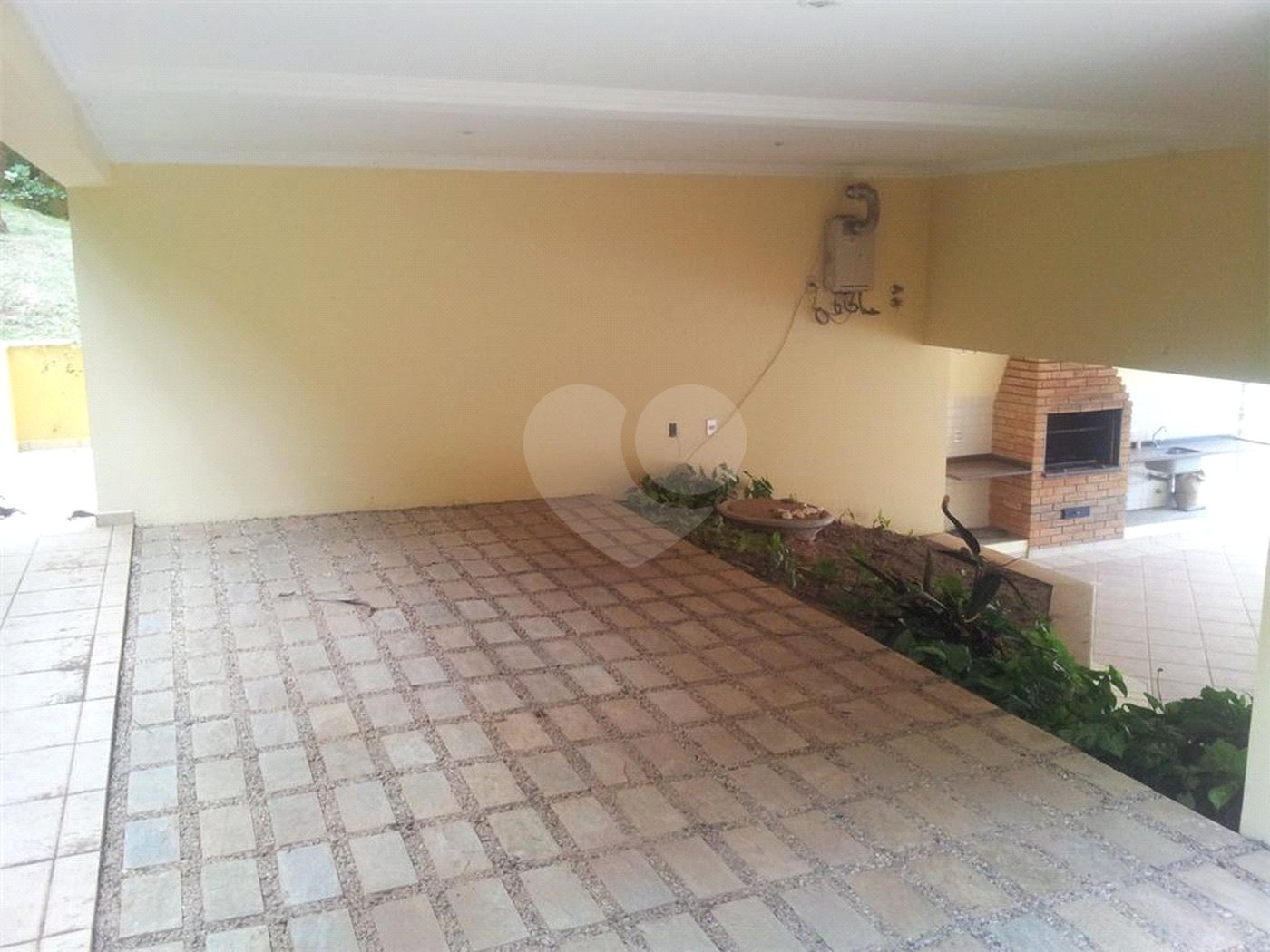 Casa à venda com 3 quartos, sendo 1 suíte, no condomínio Vinhas da Vista Alegre - Lado Café, Vinhedo - SP