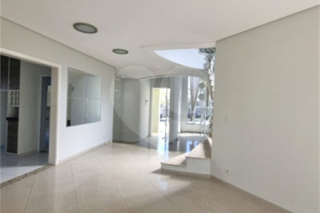 Casa à venda com 3 suítes no condomínio Residencial Terras de Vinhedo, Vinhedo - SP