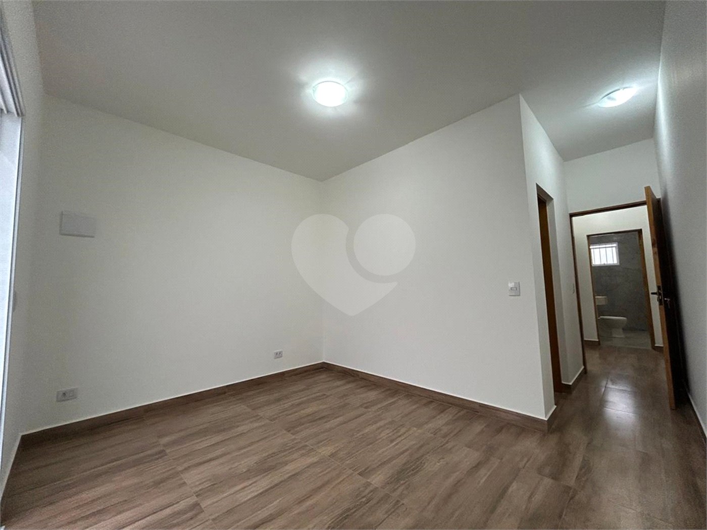 Casa à venda com 2 quartos, sendo 1 suíte, em Loteamento Parque Santa Cristina, Sorocaba, SP