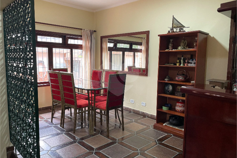 Casa Térrea à venda com 5 quartos, sendo 3 suítes, em Butantã, São Paulo, SP