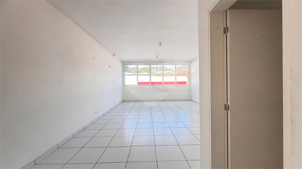 Prédio para alugar no Centro, Poá, SP