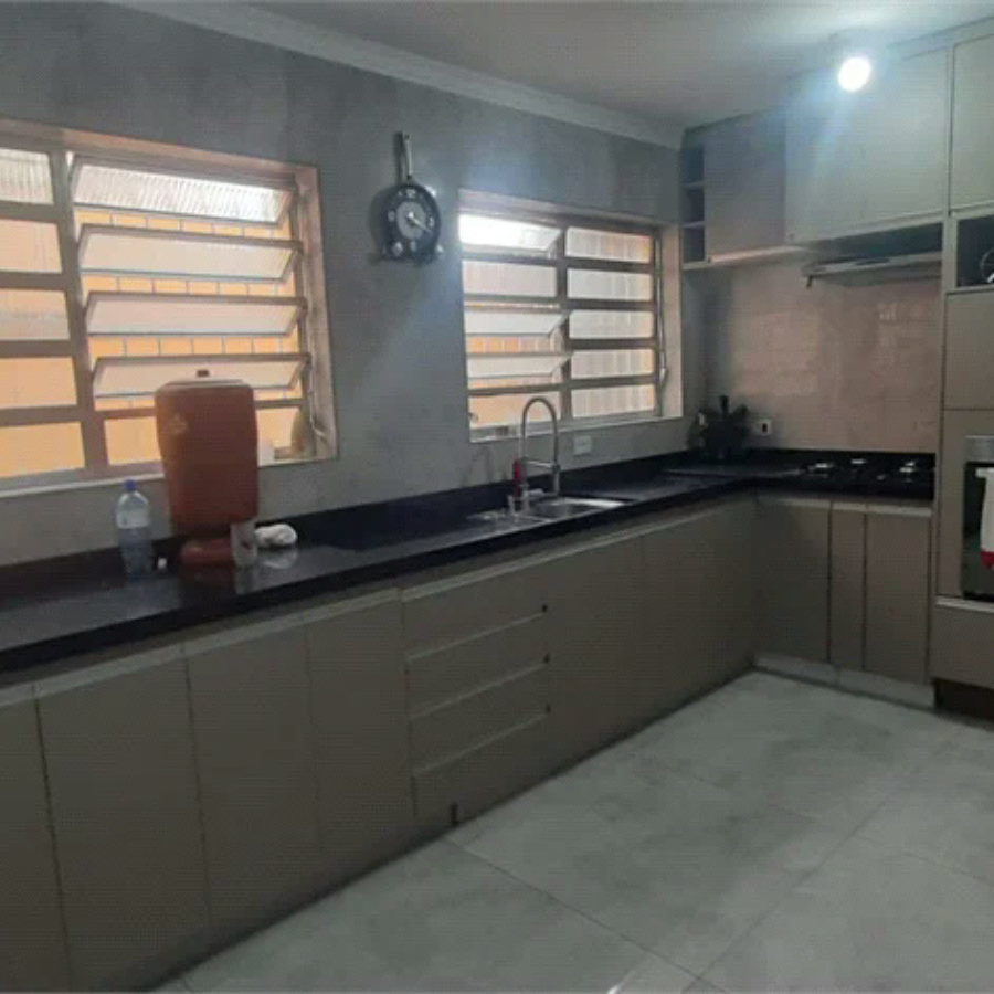 Sobrado à venda com 3 quartos, sendo 1 suíte, em Jardim Sarah, São Paulo, SP