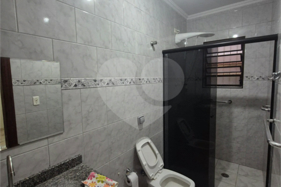 Sobrado à venda com 3 quartos, sendo 1 suíte, em Vila Bonilha, São Paulo, SP