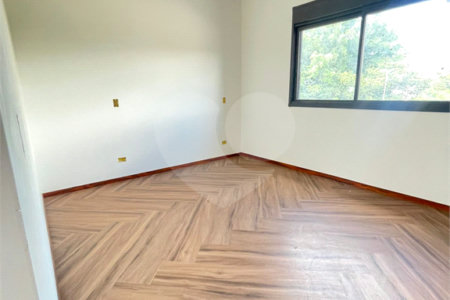 Casa à venda com 3 quartos, sendo 1 suíte, em Jardim Tapajós, Atibaia, SP
