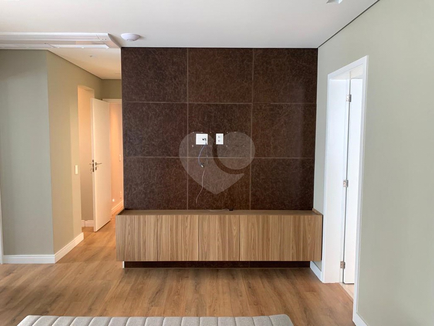 Apartamento à venda com 3 suítes em Indianópolis, São Paulo, SP