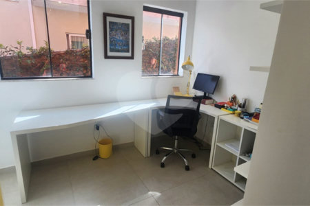Casa à venda com 4 quartos, sendo 2 suítes, no condomínio Delle Stelle, Louveira - SP