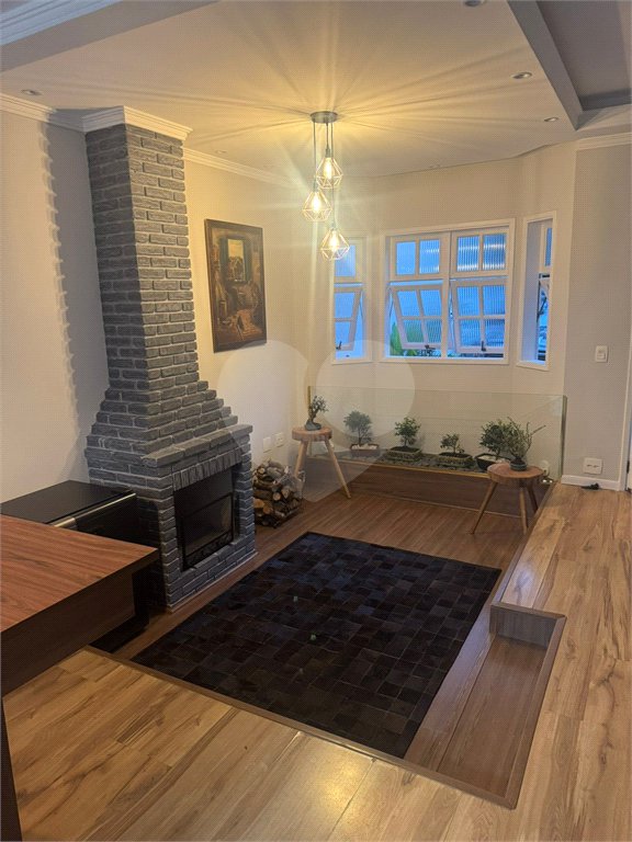 Casa à venda com 3 quartos, sendo 1 suíte, no condomínio Vilage Palmas, São Paulo - SP