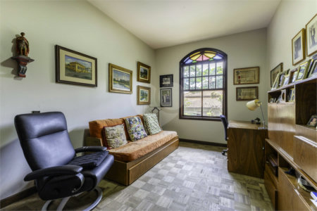 Casa à venda ou para alugar com 4 quartos, sendo 2 suítes, em Jardim Leonor, São Paulo, SP