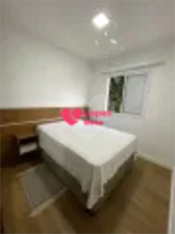Apartamento à venda com 2 quartos em Vila São Benedito, São José dos Campos, SP