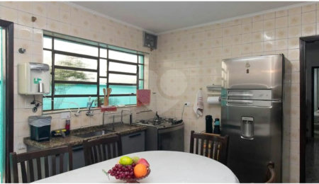 Casa Térrea à venda com 4 quartos, sendo 1 suíte,  em Vila Mazzei, São Paulo, SP