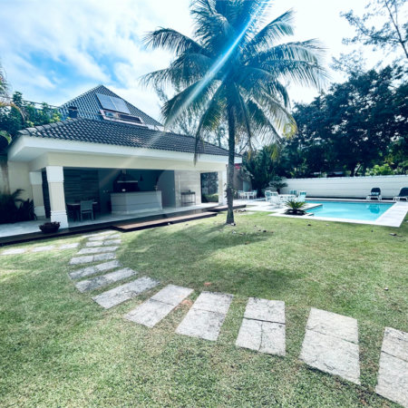 Casa à venda com 8 quartos, sendo 7 suítes, em Barra da Tijuca, Rio de Janeiro, RJ
