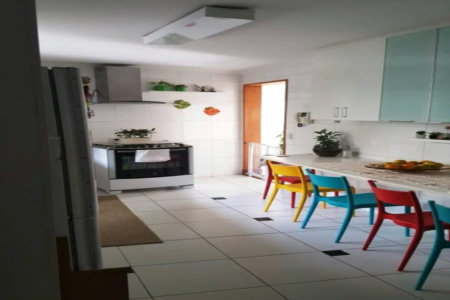 Casa à venda com 4 quartos, sendo 1 suíte, em Rolinópolis, São Paulo, SP