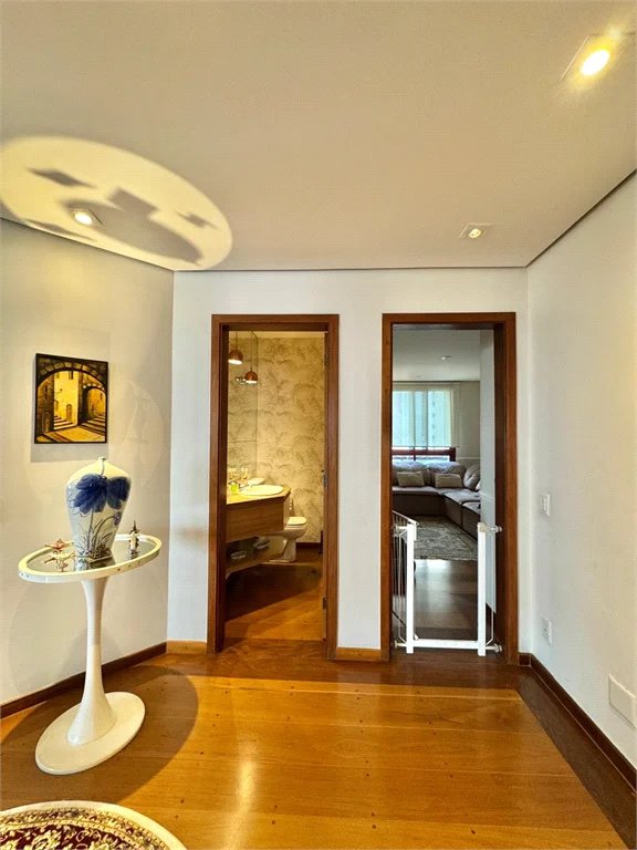 Apartamento à venda com 4 suítes em Vila Suzana, São Paulo, SP