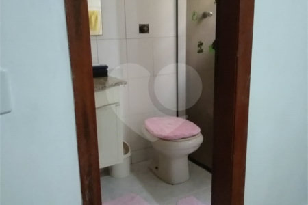 Sobrado à venda com 3 quartos, sendo 1 suíte, em Chora Menino, São Paulo, SP