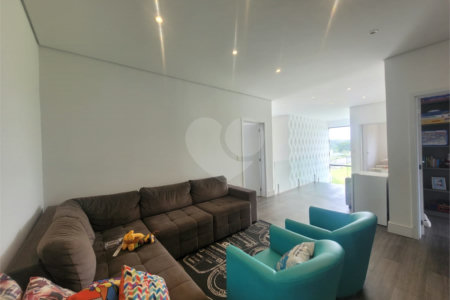 Casa à venda com 4 suítes no condomínio Residencial Saint Patrick, Sorocaba - SP