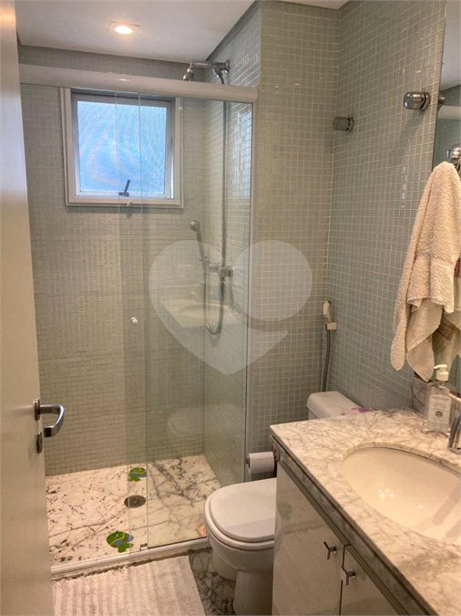 Apartamento à venda com 3 quartos, sendo 1 suíte, em Indianópolis, São Paulo, SP