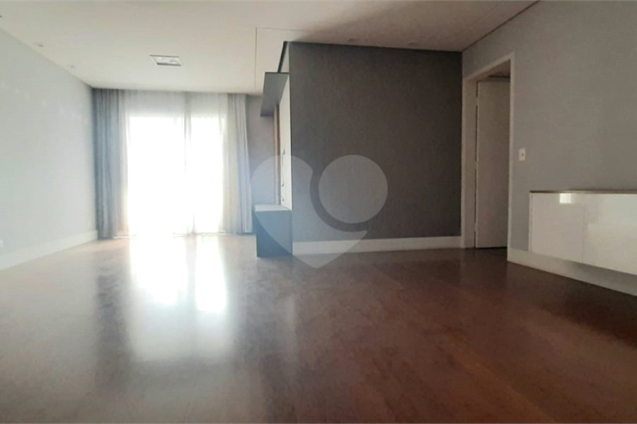 Apartamento à venda com 3 quartos, sendo 1 suíte, em Santana, São Paulo, SP