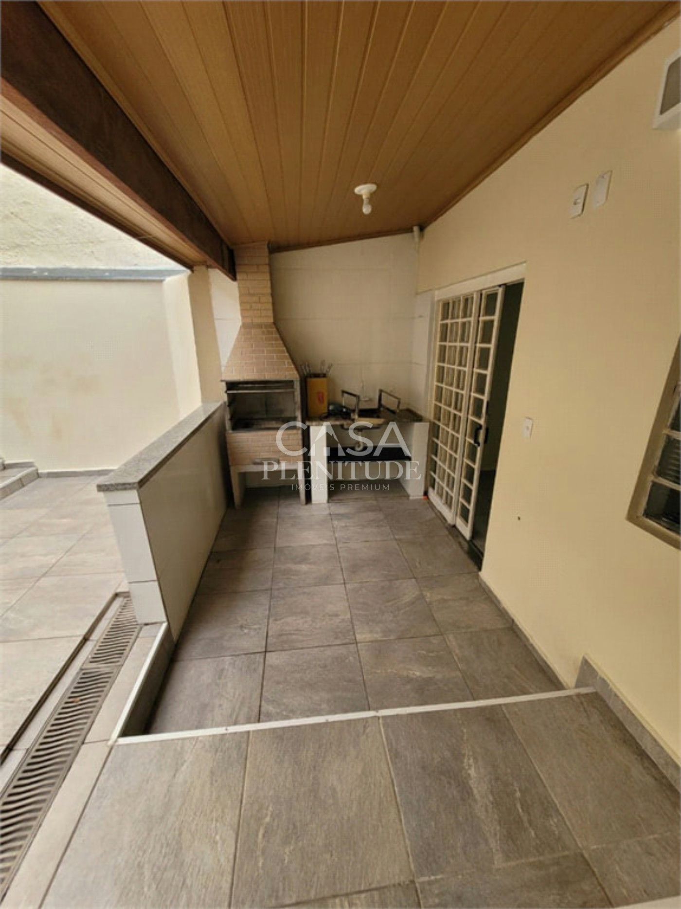 Casa à venda com 3 quartos, sendo 2 suítes, em Vila Santana, Sorocaba, SP