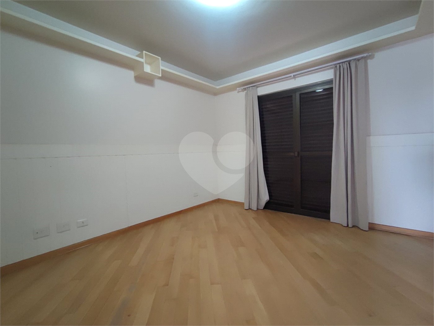 Apartamento à venda com 4 suítes em Moema, São Paulo, SP