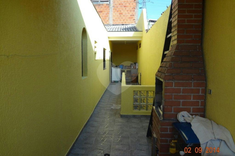 Sobrado à venda com 3 quartos no Brasilândia, São Paulo, SP