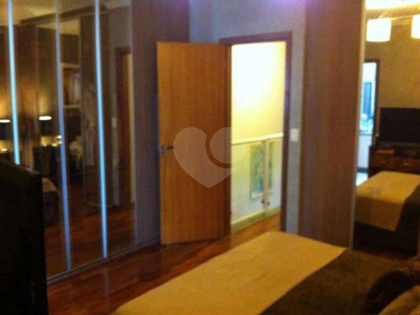 Sobrado à venda com 3 quartos, sendo 2 suítes,  em Jardim das Vertentes, São Paulo, SP