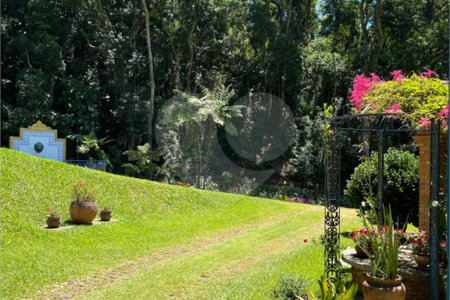 Sítio à venda com 4 quartos, sendo 1 suíte, no Centro, Piracaia, SP