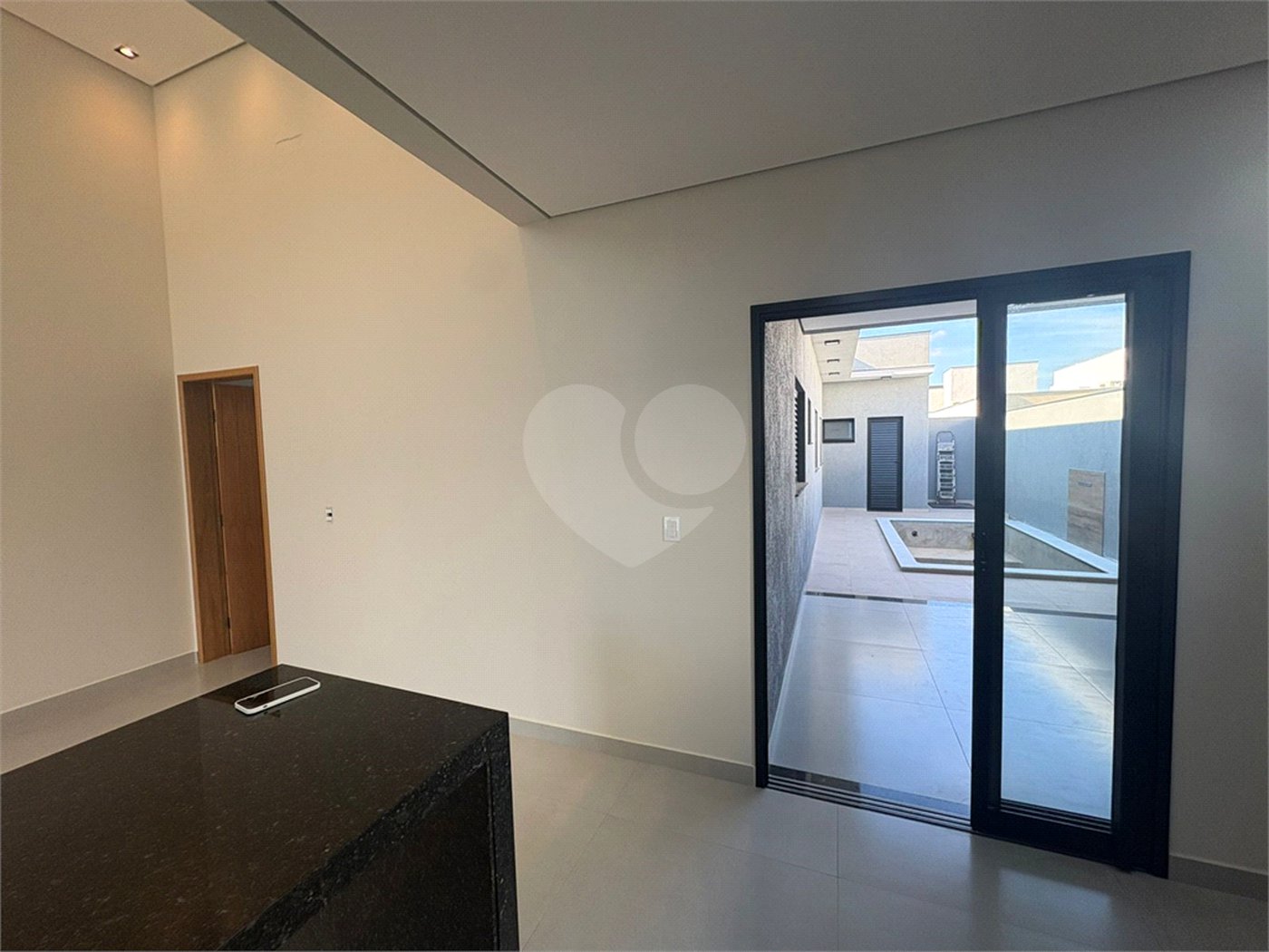 Casa à venda com 3 quartos, sendo 1 suíte, no condomínio Reserva Ipanema, Sorocaba - SP
