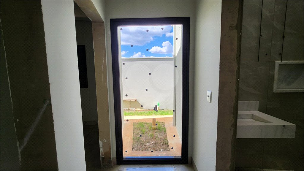 Casa à venda com 3 quartos, sendo 1 suíte, em Parque Atlanta, Araraquara, SP