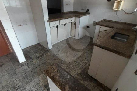 Casa para alugar com 4 quartos, sendo 3 suítes, em Alvinópolis, Atibaia, SP