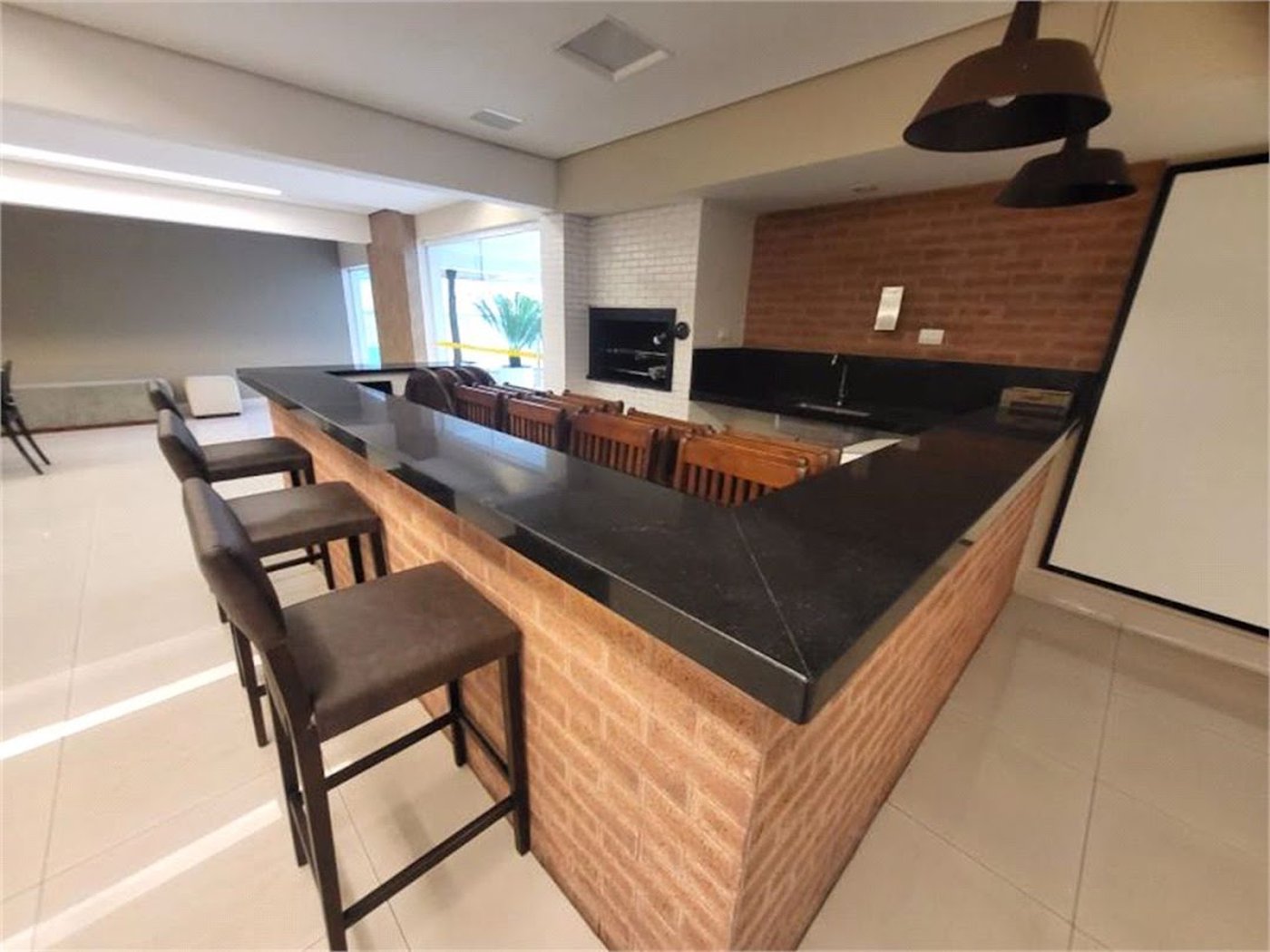 Apartamento Residencial à venda, Itararé, São Vicente - AP0805.