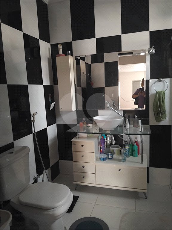 Sobrado à venda com 4 quartos, sendo 1 suíte, em Jardim Catanduva, São Paulo, SP