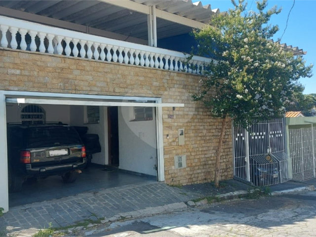Sobrado à venda com 3 quartos, sendo 1 suíte,  em Tremembé, São Paulo, SP