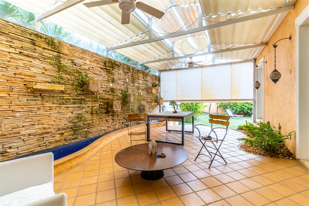 Casa à venda com 5 quartos, sendo 4 suítes, no condomínio Residencial Tivoli Park, Sorocaba - SP