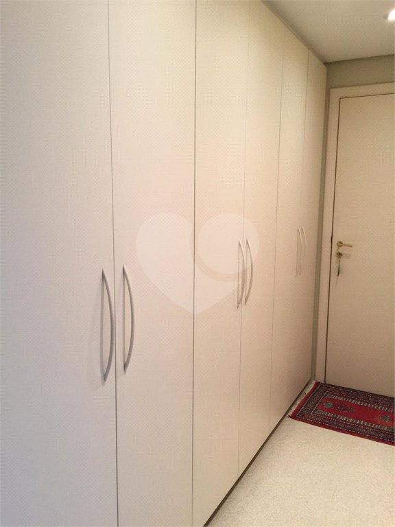 Apartamento à venda com 4 suítes em Vila Suzana, São Paulo, SP