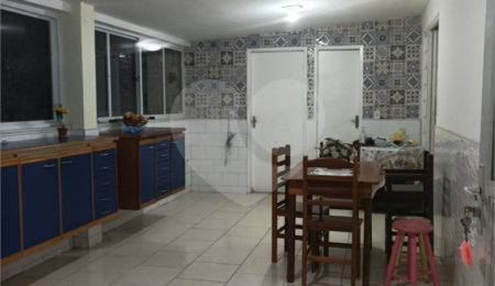 Casa à venda com 4 quartos em Santa Cruz, Rio de Janeiro, RJ