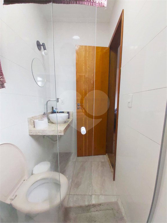 Sobrado à venda com 2 suítes em Vila Constança, São Paulo, SP
