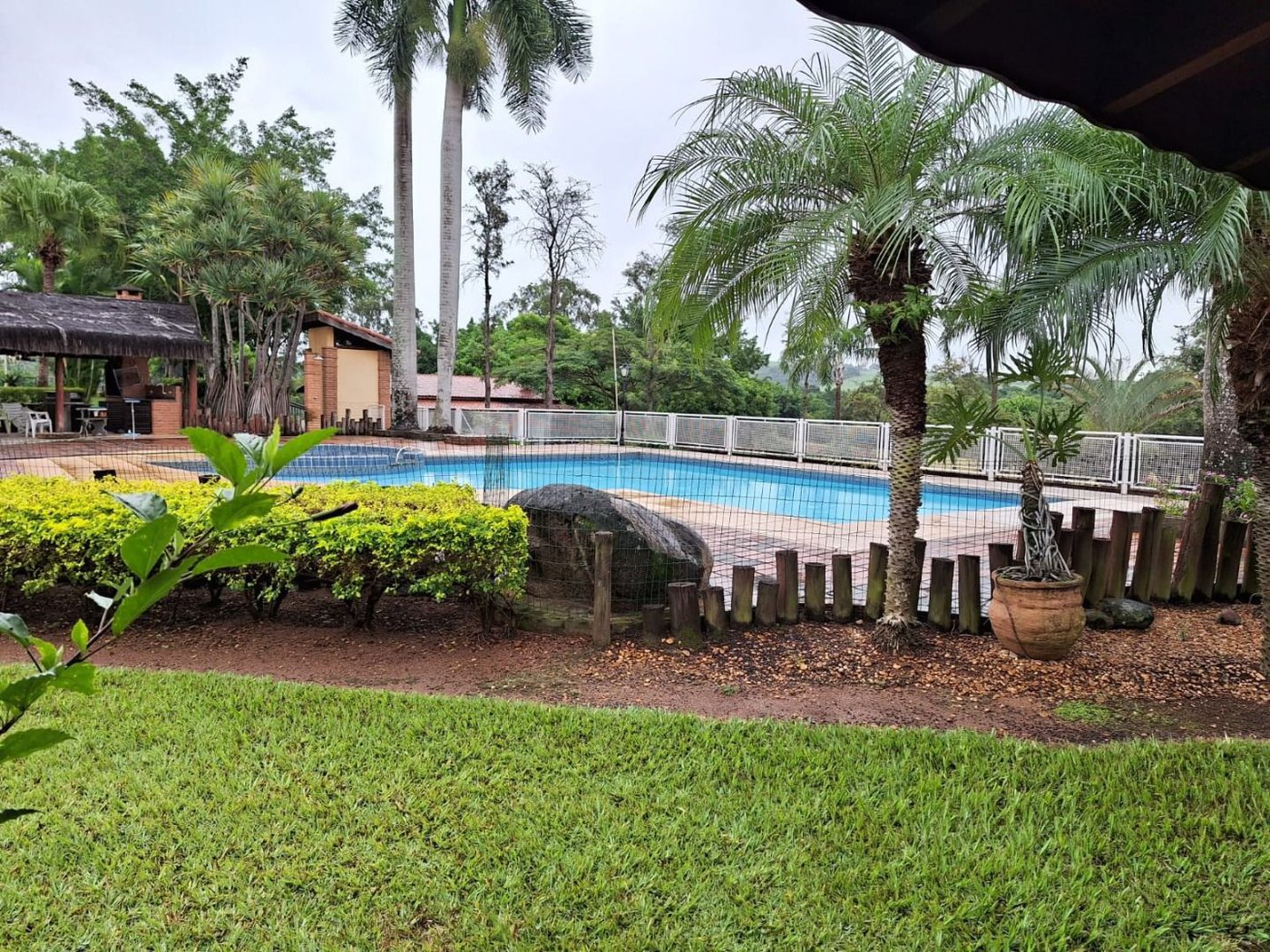 Rancho com 12 dormitórios à venda, 63000 m² por R$ 7.500.000,00 - Condomínio Haras Paineiras - Salto/SP
