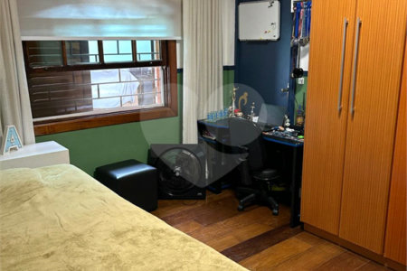 Casa à venda com 2 suítes no condomínio Residencial, Mogi das Cruzes - SP