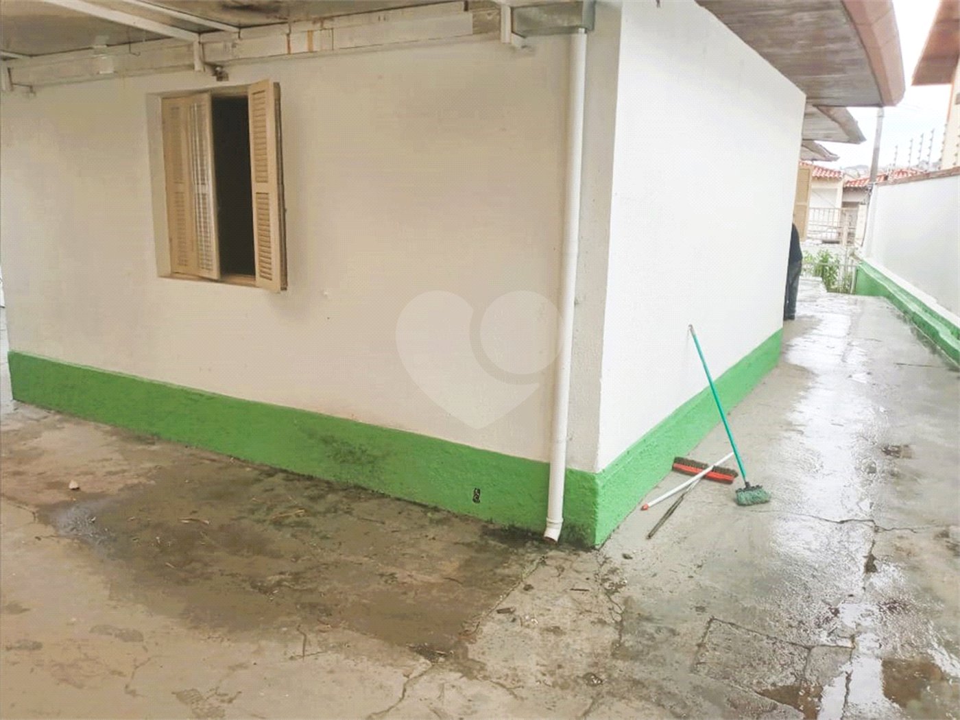Casa à venda ou para alugar com 7 quartos, sendo 2 suítes, em Jardim Peri Peri, São Paulo, SP