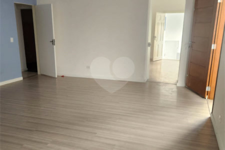 Casa para alugar com 5 quartos, sendo 1 suíte, em Vila Ipojuca, São Paulo, SP