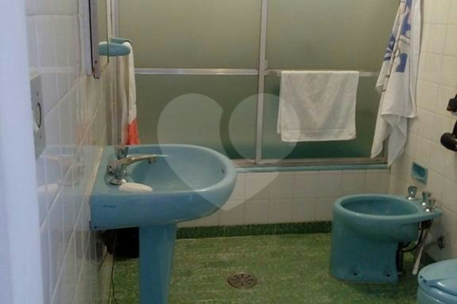 Casa à venda com 5 quartos, sendo 2 suítes, em Santana, São Paulo, SP