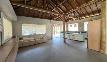 Casa à venda com 2 quartos, sendo 1 suíte,  no condomínio Campos de Mairiporã Gleba 1, Mairiporã - SP