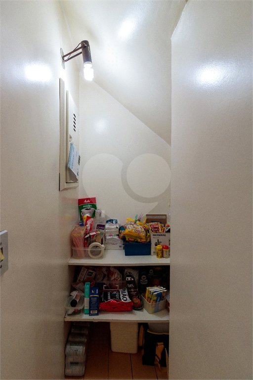 Casa à venda com 4 quartos, sendo 3 suítes, em Jardim Panorama, São Paulo, SP