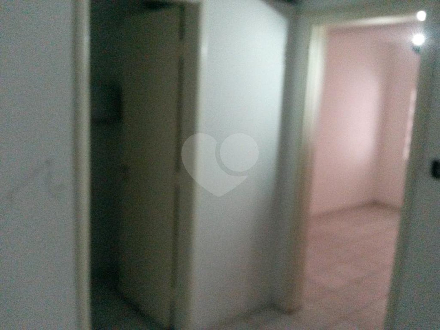 Sobrado à venda com 15 quartos, sendo 3 suítes, em Tucuruvi, São Paulo, SP