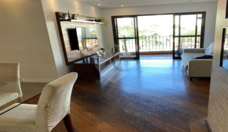 Apartamento à venda com 3 quartos, sendo 1 suíte,  em Vila Alexandria, São Paulo, SP