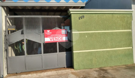 Casa à venda com 2 quartos em Vila Aurora, Itapetininga, SP