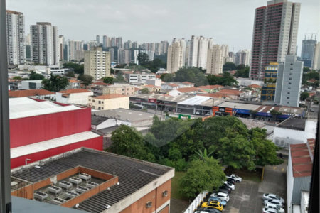 Apartamento à venda com 3 quartos, sendo 1 suíte, em Santo Amaro, São Paulo, SP