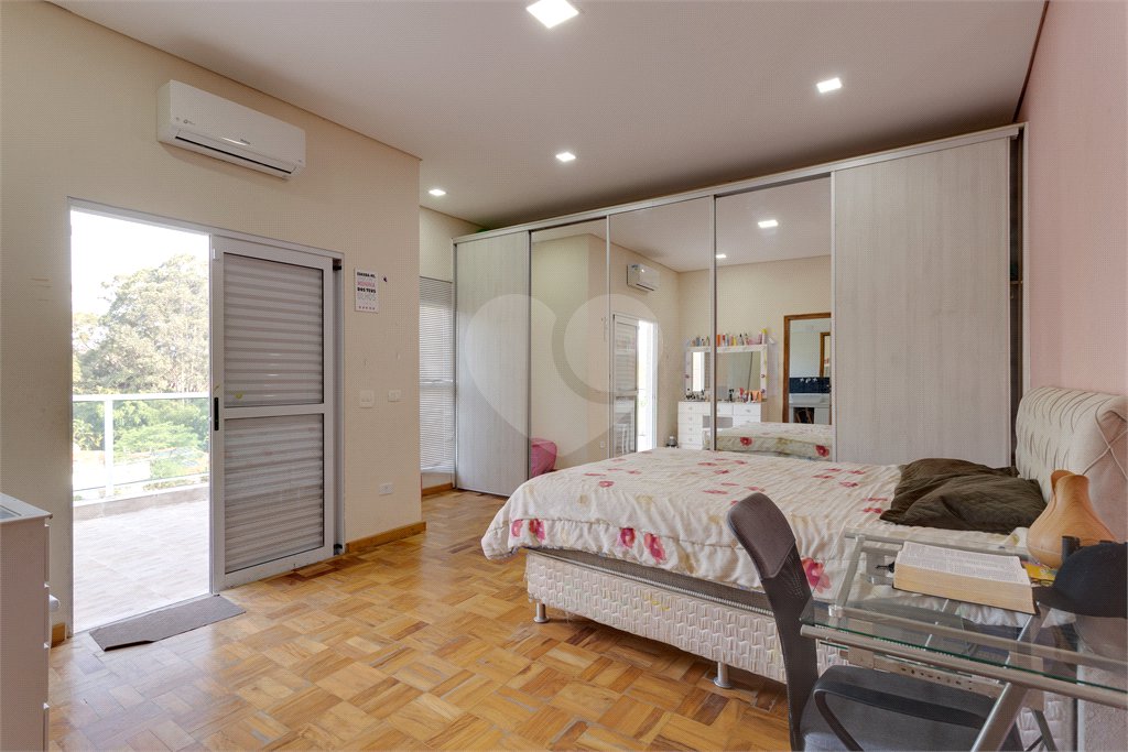 Casa à venda com 5 suítes em Jardim Marajoara, São Paulo, SP