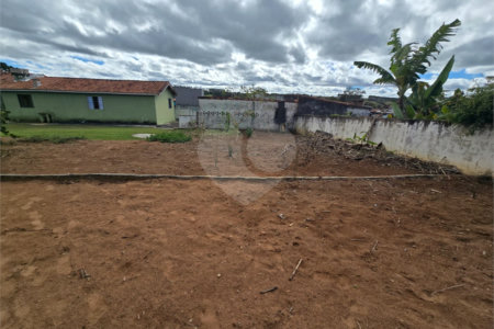 Chácara à venda com 5 quartos em Estância Conceição, Itapetininga, SP